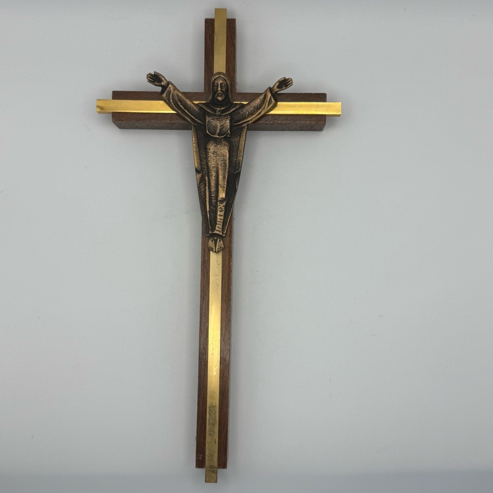 Vintage Mid Century Crucifix Wall Cross Brass Inlay Jesus Wood Catholic Italy